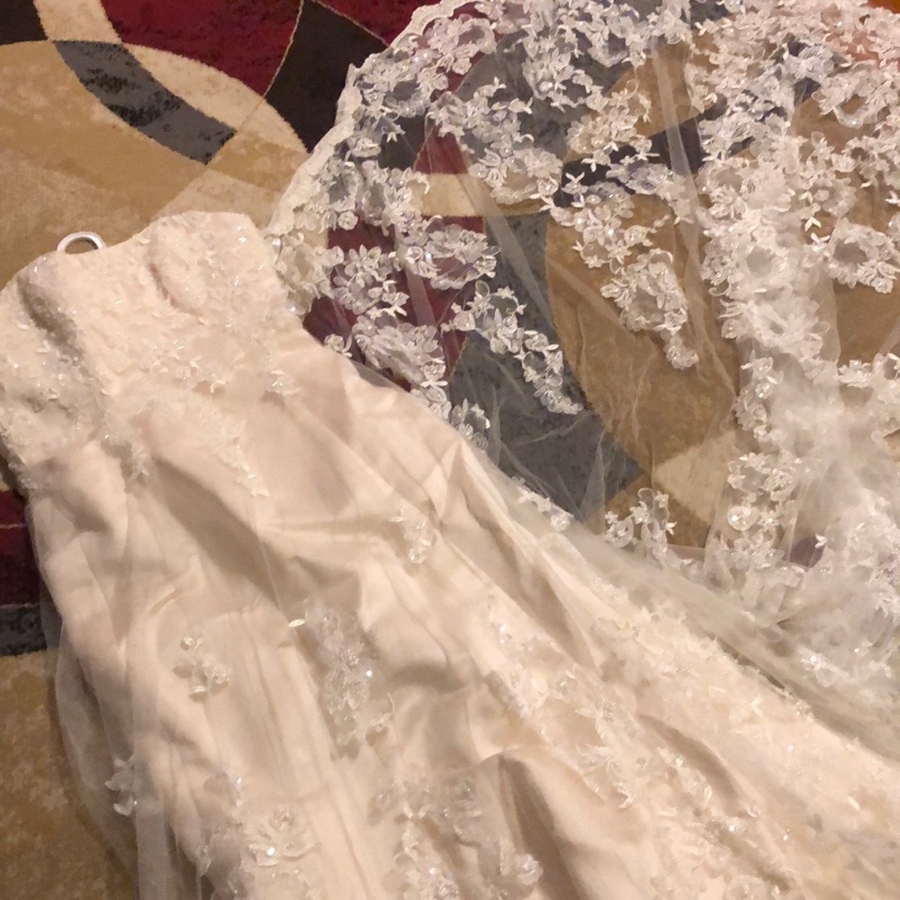 Bridal gown